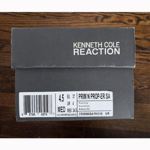 Kenneth Cole Reaction Girls' Dress Shoes (Ivory/Cream, US Youth 4.5, EU37) - Picture 5 of 6